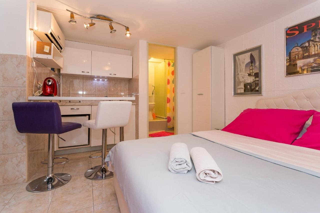 Modern And Practical Studio In The Heart Of Split Exterior foto